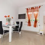 Apartment Marieta Makarska