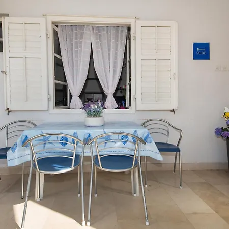 Marieta Apartment Makarska